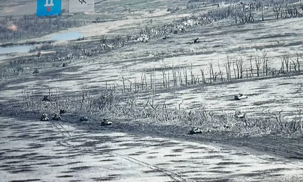 Ρωσικό κομβόι με 50 άρματα και ΤΟΜΑ «καταμακελεύτηκε» δυτικά της Αβντίιβκα από ουκρανική ενέδρα-20 τεθωρακισμένα καταστράφηκαν (Βίντεο)